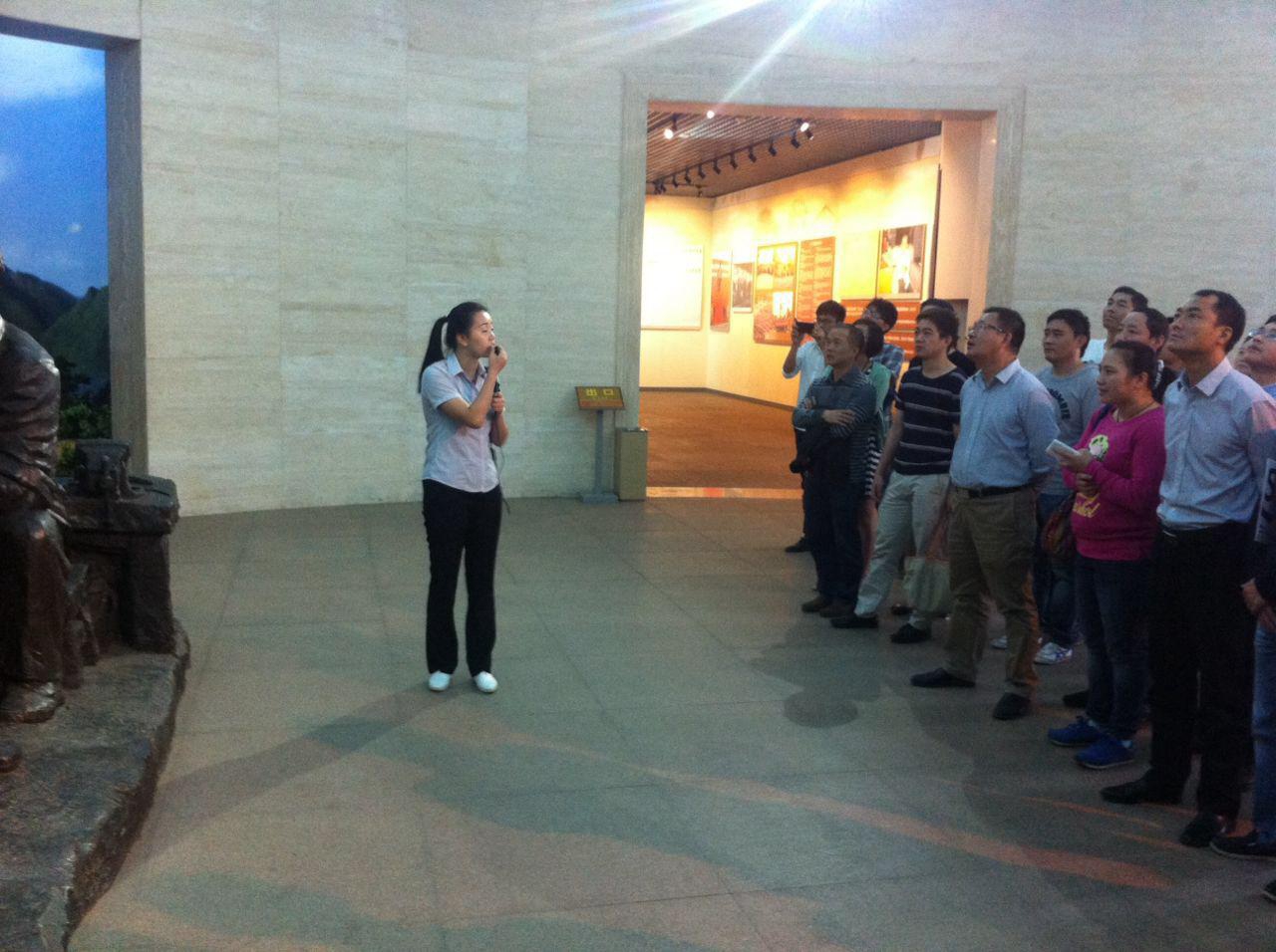 ���Ź�˾��֯ȫ�嵳Ա�ɲ����롰�Ѽ���ͦ��ǰ�桱���������˶�